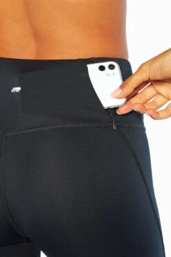 Marika Jade Mid Calf Capri -Sportswear Sales Store MLC1117A 001.21648