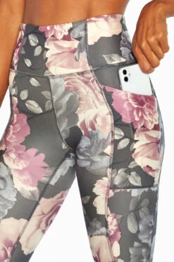 Marika Abigail Side Pocket Mid Calf Capri -Sportswear Sales Store MLC1178A Q4D.76067