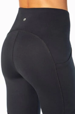 Marika Jenna Side Pocket Mid Calf Capri -Sportswear Sales Store MLC1206A 001.5649