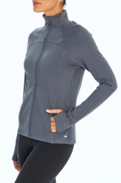 Marika Revival Jacket 37 Marika Revival Jacket -Sportswear Sales Store MLJ0557A 17V7218 lores RT