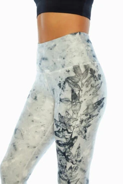Marika Enchant Printed Legging 20 Marika Enchant Printed Legging -Sportswear Sales Store MLL1590A 1KL.48859