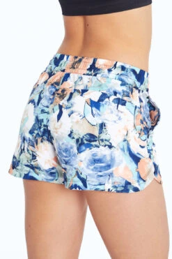 Marika Geri Side Pocket Woven Short -Sportswear Sales Store MLS0433A AY49309