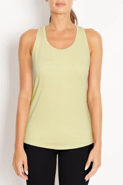 Marika Motion Tank -Sportswear Sales Store MLT2177A 87M ECOMCROP