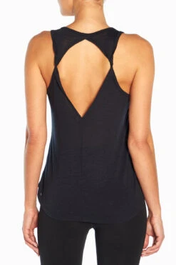Marika Twist Singlet 33 Marika Twist Singlet -Sportswear Sales Store MLT3642A001.0035