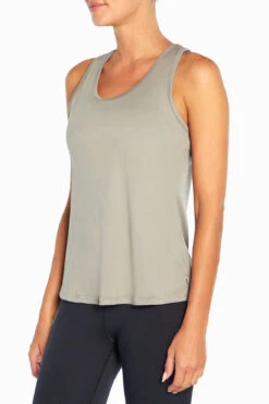 Marika Back Twist Tank -Sportswear Sales Store MLT3931A 0CU.79663