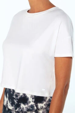 Marika Crop Chill Tee -Sportswear Sales Store MLT4022A 010MLC1477AE0T.79732.79733