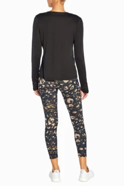 Marika Anya Long Sleeve Tee -Sportswear Sales Store MLT4092A 001.MLL1627A IOP.77713 f6ffc6fb 8dc9 4820 a1fd 4e004ebb9720