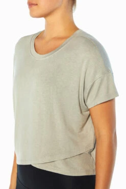 Marika Switchback Cropped Short Sleeve Tee -Sportswear Sales Store MLT4282A 0CW.49344